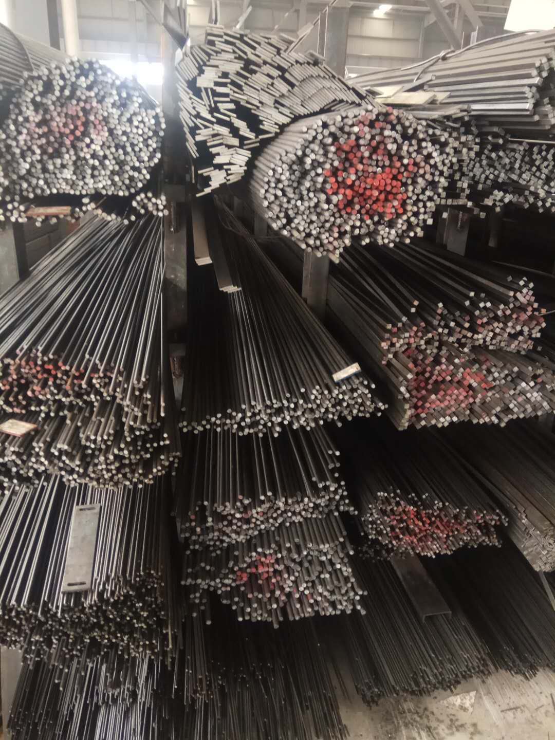 Cold drawn round steel 4mm 5mm 6mm 8mm 10mm 12mm 14mm A3 cold drawn round steel 45# round steel