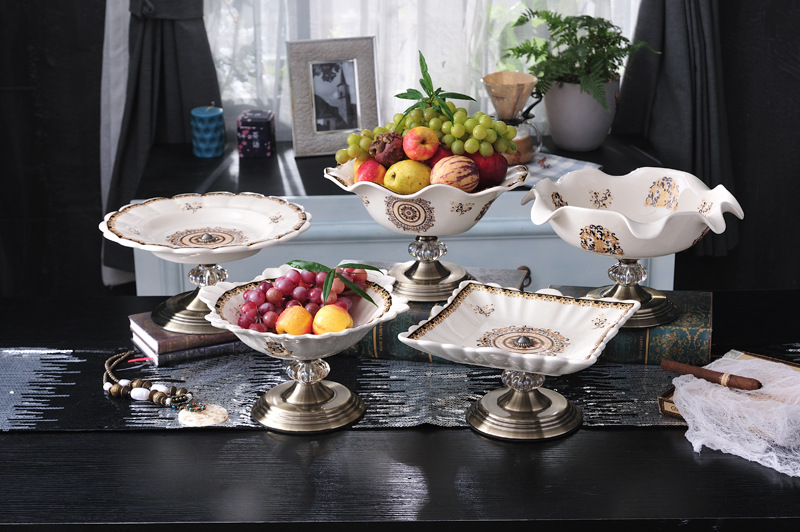 Fruit stand European ceramic Fruit bowl KTV room table place decoration key-2 luxury honourable compote