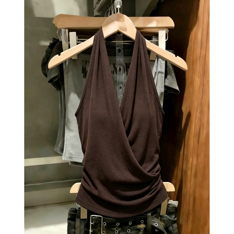 French Retro Coffee-Colored Halter Neck Backless Sleeveless Tank Top for Women, New Summer Style, Unique and Versatile, Slimming Top French Retro Coffee-Colored Halter Neck Backless Sleeveless Tank Top for Women, New Summer Style, Unique and Versatile, Slimming Top