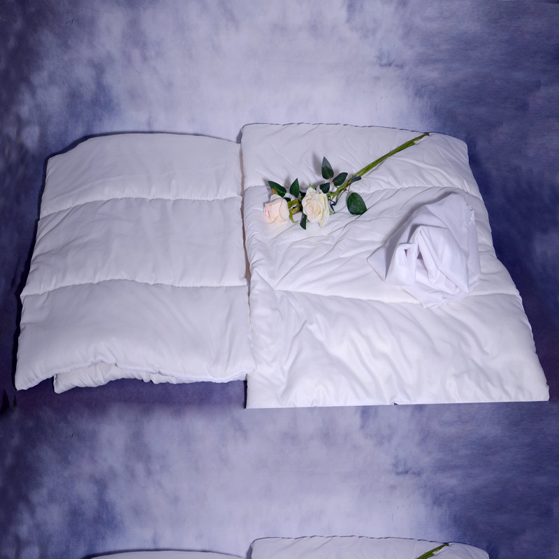 Customized winter kitchen steamed bun insulation is pure white double-sided small quilt commercial cover bun freezer tool small quilt