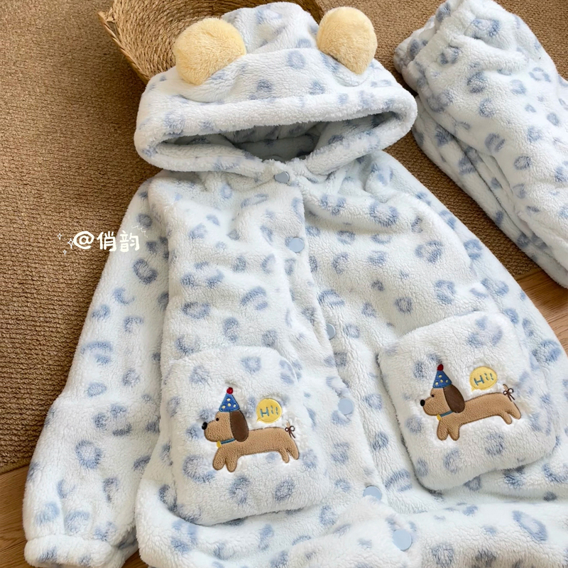 Comfortable Fleece Bathrobe for Women, Leopard Print, Dachshund Design, Autumn and Winter Hooded Thickened New Long Robe, Warm Loungewear Set