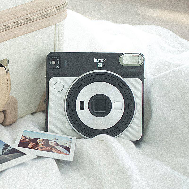 Fujifilm Fujifilm instax SQUARE SQ6 One time imaging camera Polaroid square photo paper stock