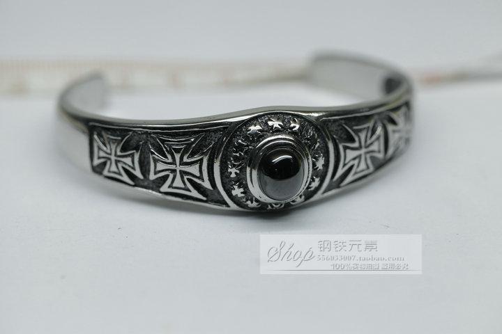 Brand original black agate cross flower titanium steel bracelet Quan Zhilong Nicholas Tse same style