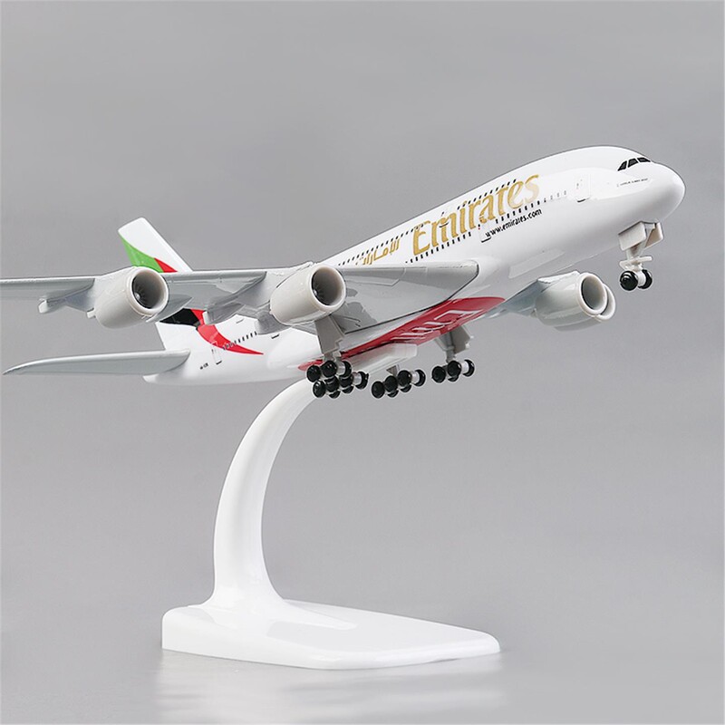 1:400 Scale Alloy Model of Emirates A380 Vacuum Passenger Aircraft with Wheels, Collectible Model