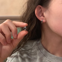 Black loving earbutton woman senior cold wind INS tide 925 silver earring Hong taste network red nightclub niche ear decoration