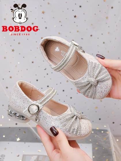 女童公主鞋2025新款春秋软底真皮儿童皮鞋演出配礼服闪亮女孩单鞋