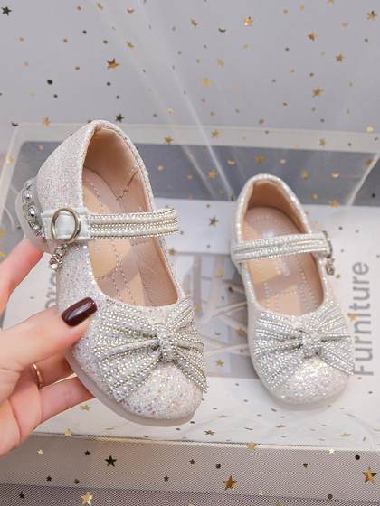 女童公主鞋2025新款春秋软底真皮儿童皮鞋演出配礼服闪亮女孩单鞋