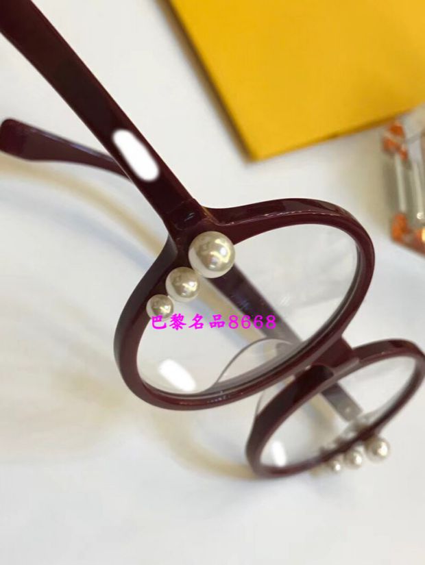 2018 Châu Âu và Mỹ thời trang sang trọng kính gọng gương cận thị nữ đồng bằng ngọc trai phẳng gương châu Âu trạm quang mắt kính gucci
