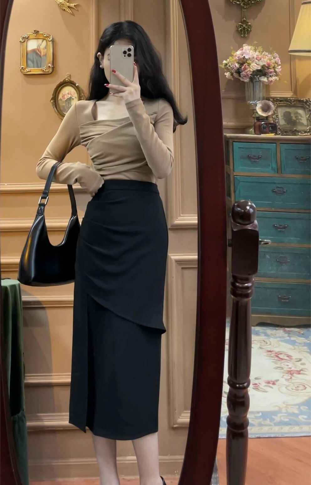 Футболка, весенний приятный телу лонгслив, сексуальное демисезонное термобелье, квадратный вырез, облегающий крой 