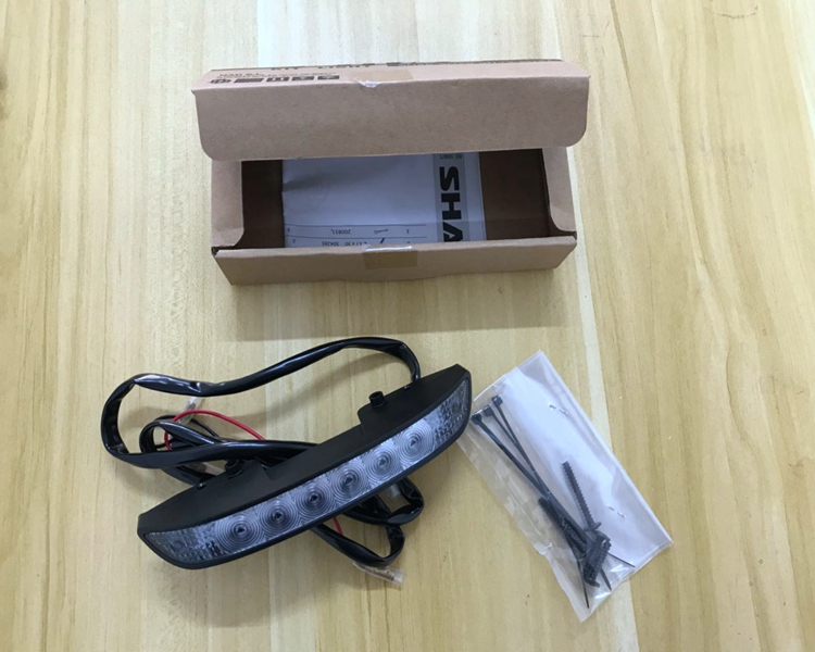 SHAD đèn hậu phanh đuôi SH26 / 29/33/34/39/40/45 hộp để đồ xe máy