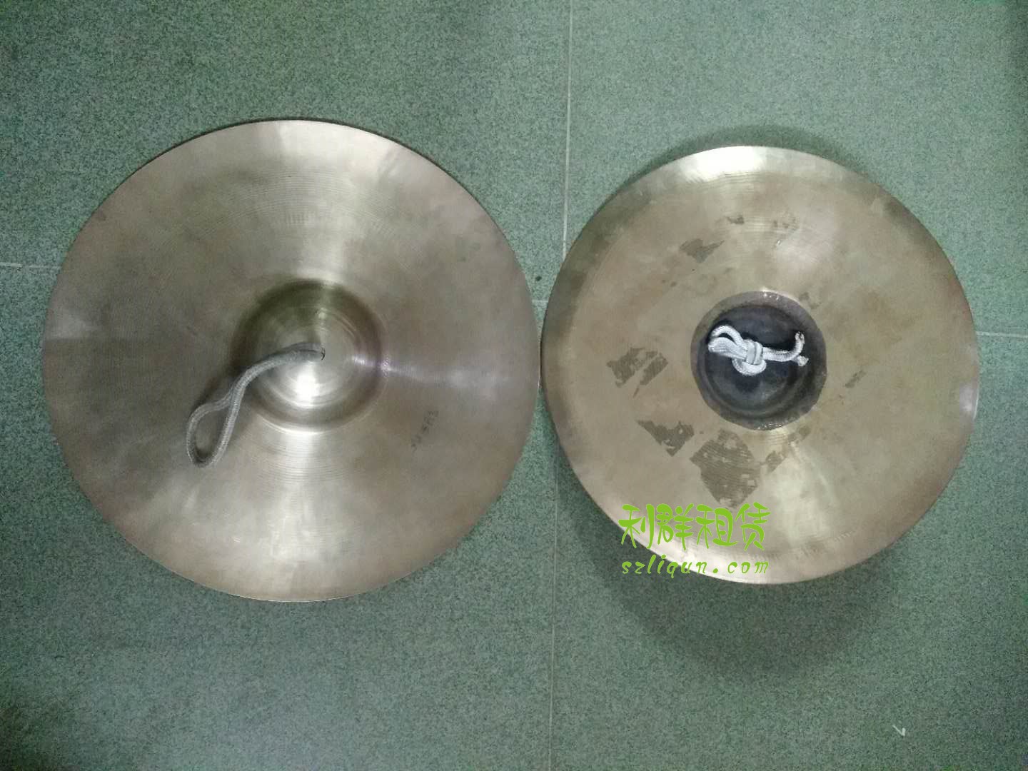 Shenzhen rental cymbals large copper cymbals copper cymbals water cymbals small in the big Beijing cymbals copper three and a half sentences props cymbals cymbals rental
