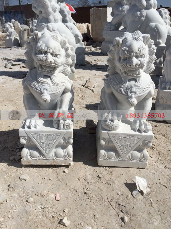 Lucky town house white marble stone lion manufacturers custom stone carving beast statue Cemetery stone lion