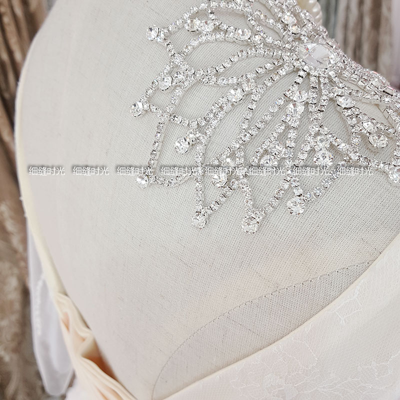 Wedding dress Dress Decorated glass Hand sewn finished products Diamond Handmade Diy Material Clothes Accessories Accessories Accessories