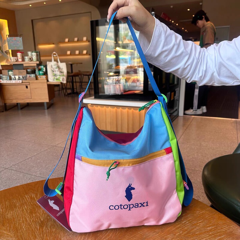American Alpaca Dopamine Color-Block Crossbody Bag for Women, Outdoor Waterproof Large Capacity Lightweight Shoulder Bag
