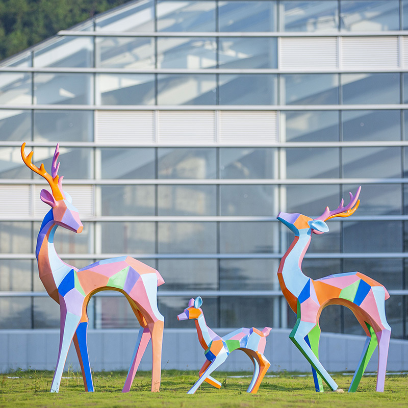 Geometric Colorful Sika Deer Fiberglass Sculpture Garden Landscape Elk Model Real Estate Community Decoration Ornaments