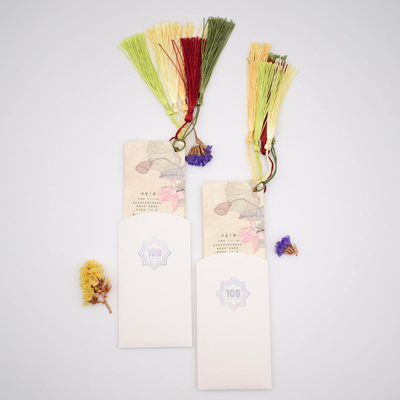 Poetry and lotus long-shaped bookmark Mr Ye Jiaying authorized poetry hundred years of Nankai retro tassel literary and art original design