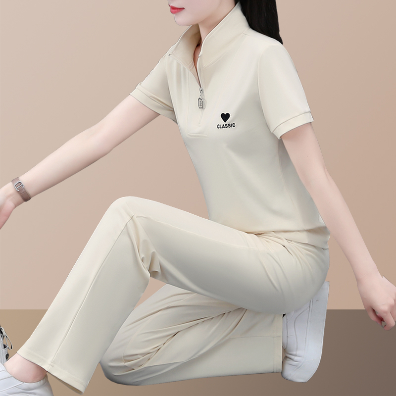 Casual Sports Suit for Women 2026 New Style Ice Silk Thin Short-Sleeved Stylish Summer Wear Fashionable Running Suit Two-Piece Set