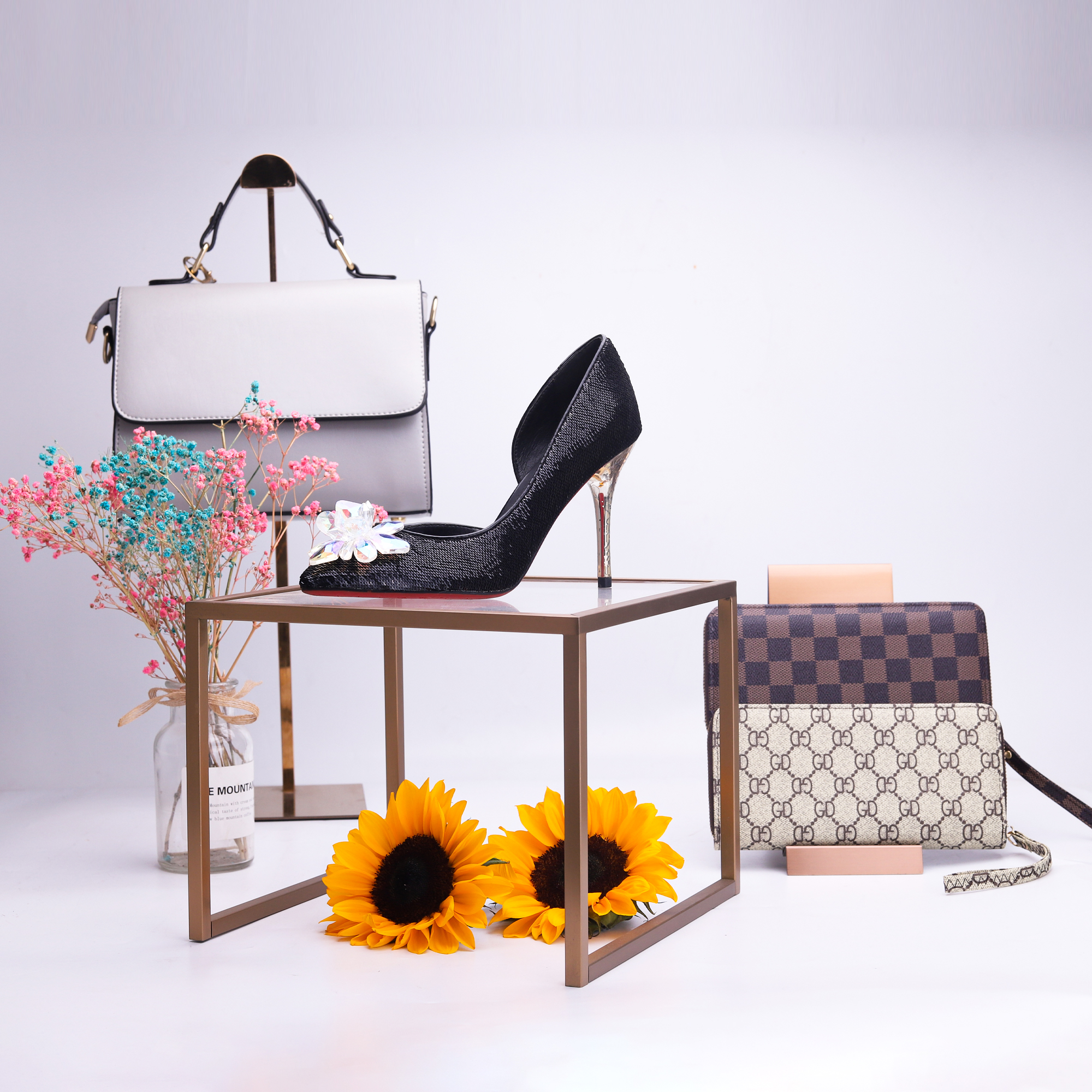 Sample room props Props Composition Cloakroom Suit Shoes Bag display rack Shoe Bench Mid Island Shelf Softfit