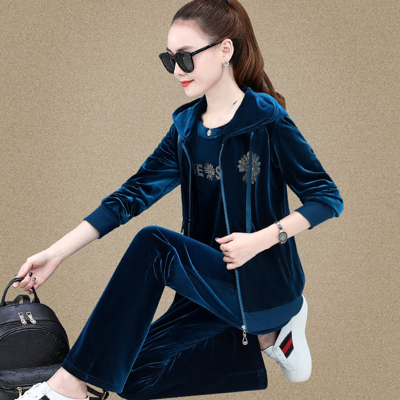 2022 Spring Autumn Season New Gold Velvet Casual Sports Suit Women Midyear Mom Vegemon Jacket Three Sets of Winter