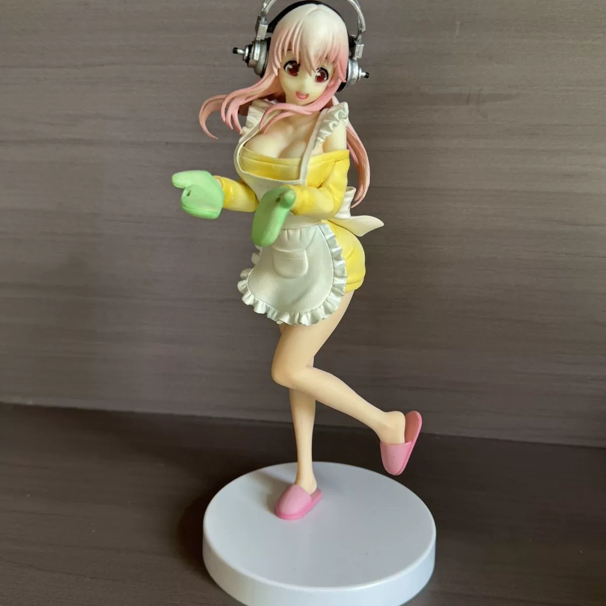 Фигурка Guangu Super Sonico ручной работы, двухмерная сценка, варианты окраса (12,5×7×14,5 см)