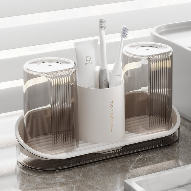 Qingqingmei removable toothbrush cup storage rack