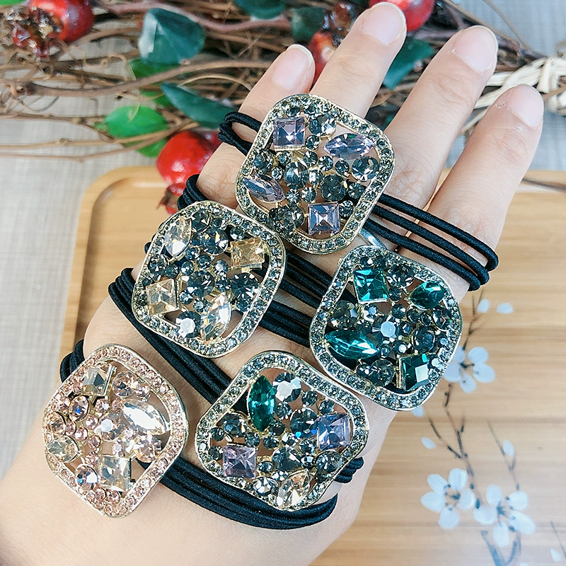 Phiên bản Hàn Quốc của Dongdaemun Ins tính khí rhinestone pha lê vuông tinh tế dây tóc đầu dây thừng bao da dây cao su đầu hoa phụ kiện tóc - Vòng đeo tay Cuff