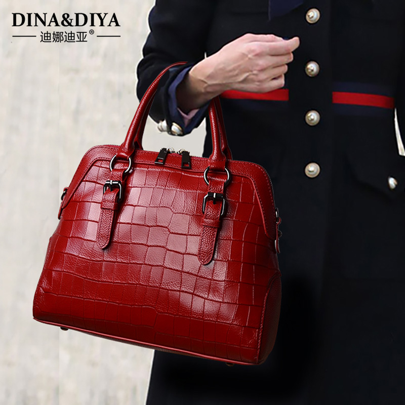 Leather women's bag 2022 new fashion atmosphere brand red middle-aged mother bag Messenger large-capacity handbag