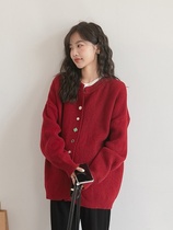 Red and stylish ~ maternity wear spring and autumn short coat retro sweater knitted cardigan winter wear fashionable hot mom