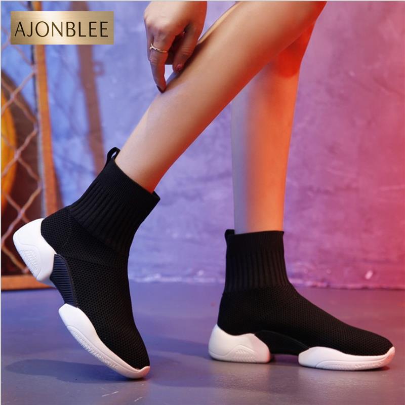 2025 Spring New Women's Sock Shoes, Solid Color, Fresh Style, Comfortable, Lightweight, Slimming, Knitted Short Boots for Students