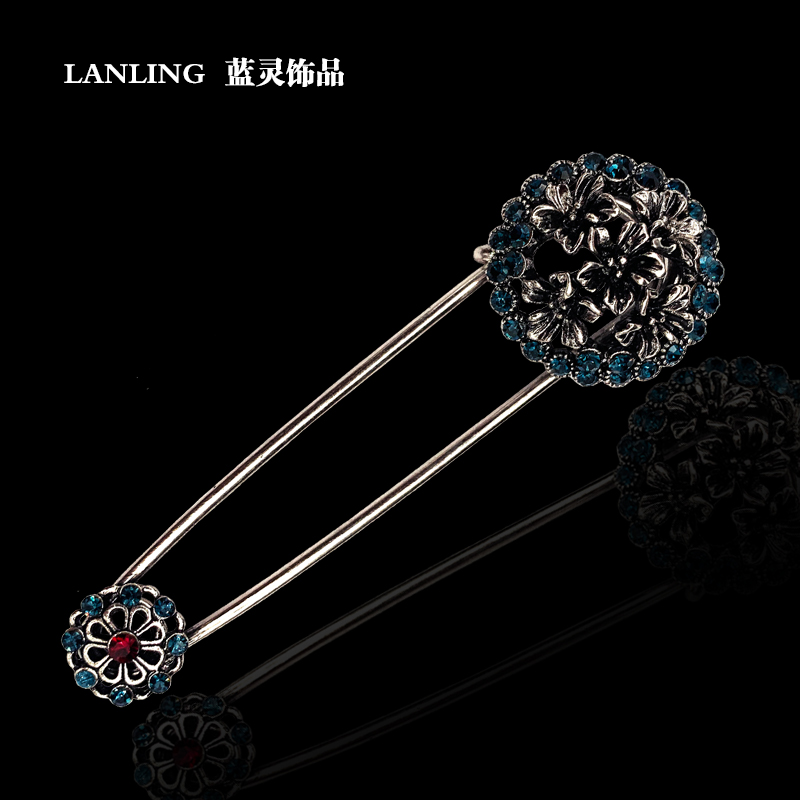 Retro high-end exquisite waist artifact shawl buckle ladies atmospheric cardigan coat big pin brooch brooch accessories