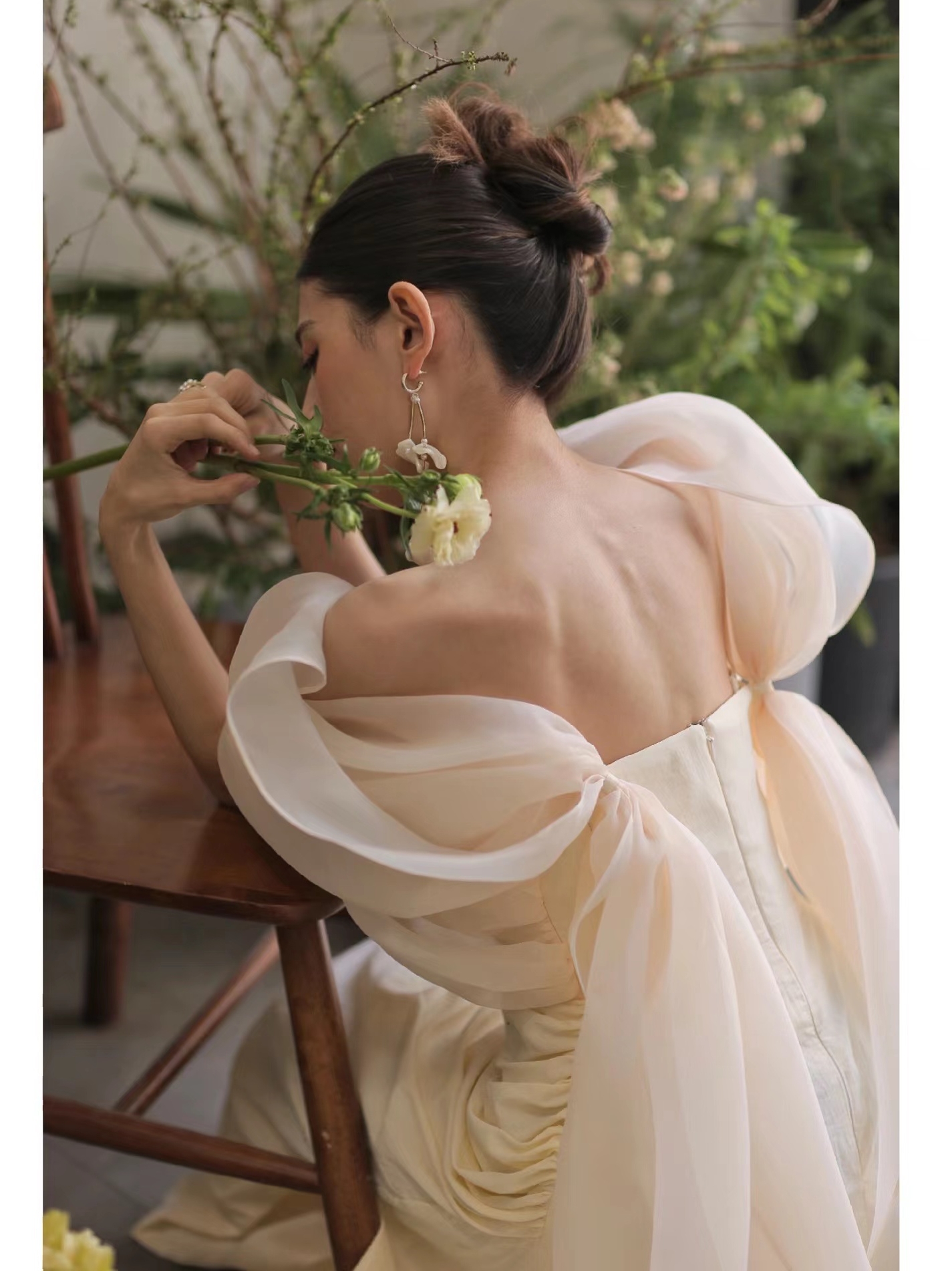 French light wedding gauze out of the gauze bride out of the scene to shoot light yarn French light wedding gauze out of the gauze bride out of the scene to shoot light yarn