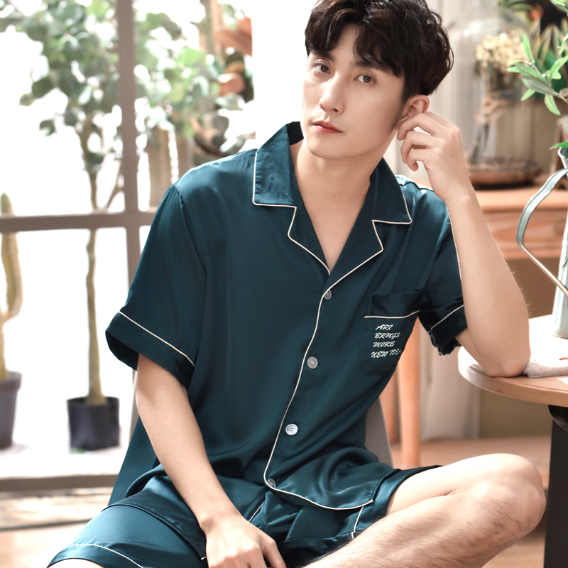 Ice lụa mens mỏng ngắn tay pajama set mùa hè đơn giản tươi lụa nhà quần áo có thể mặc hai mảnh mùa thu.