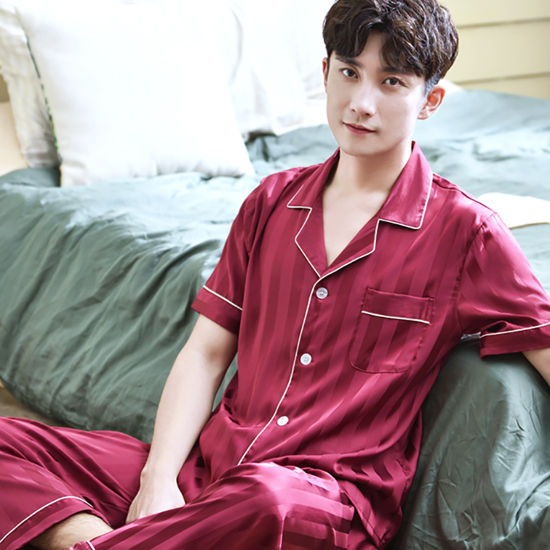 Bộ đồ ngủ mens mùa hè mỏng lụa băng mens lụa pajama phù hợp với kích thước lớn thường thời trang tối mùa xuân và mùa thu nhà mặc.