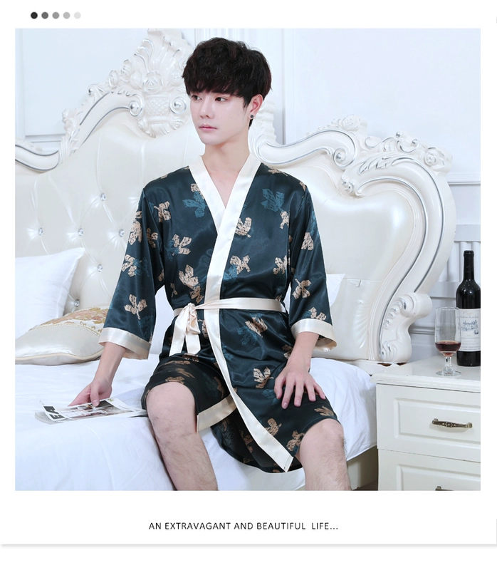 Mới mùa xuân và mùa thu bộ đồ ngủ của nam giới lụa mỏng Dịch vụ tại nhà Hàn Quốc Xia Bingsi cộng với áo choàng tắm pijama nam cỡ thường - Night Robe