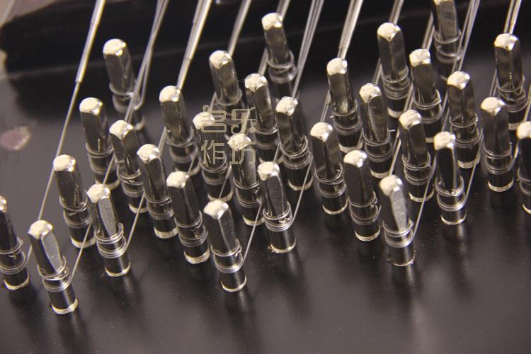 Nhà máy trực tiếp cánh gà gỗ Yang Qin chuyên nghiệp chơi nhạc cụ 402 dulcimer gỗ gụ dulcimer - Nhạc cụ dân tộc cổ cầm và đàn tranh