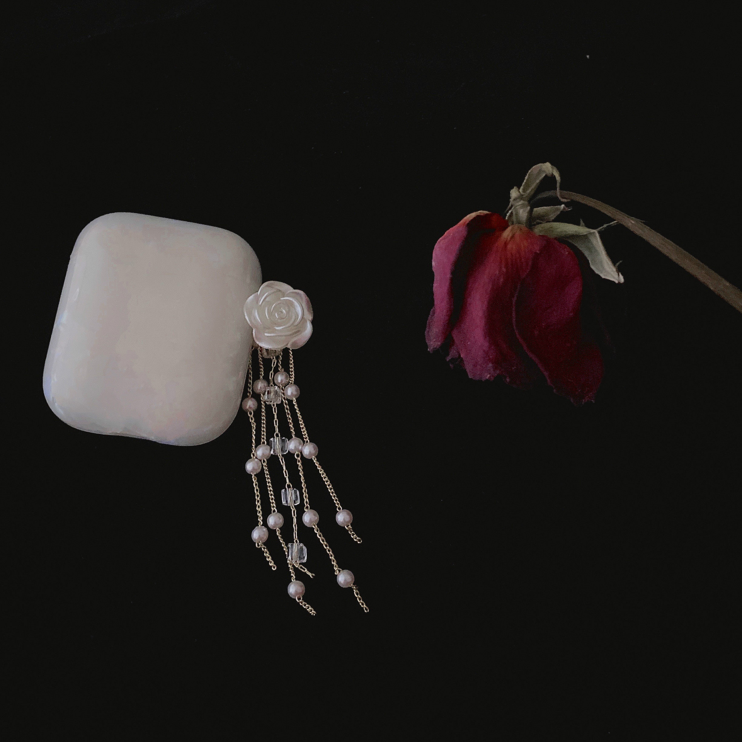 White Mountain Tea Original airpods1 2 3 generation protective sleeves pro pearl handmade pendant headphone shell retro small crowdsourced