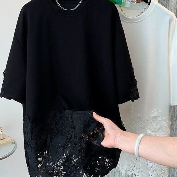 Korean Style Lace Hollow Hem Black Regular Shoulder Short-Sleeve T-Shirt for Women, Summer Plus Size 150kg Mid-Length Loose Top Korean Style Lace Hollow Hem Black Regular Shoulder Short-Sleeve T-Shirt for Women, Summer Plus Size 150kg Mid-Length Loose Top