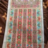 Шиди -кросс -штифт поперечной вышивкой на поверхности хлопка в среднем столе Miao Tuban ручной работы Padlier Guan Ling Miao Nationally