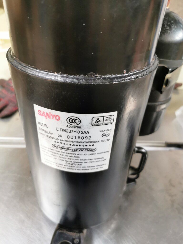 Brand new original dress Sanyo 3-piece frequency conversion compressor C-7RB267H03AA C-RB237H02AA