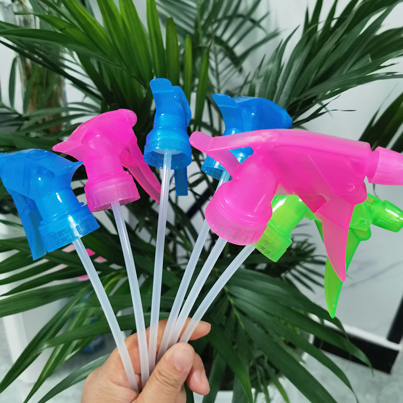 Suitable for beverage bottle nozzle Coke floor cleaning plastic spray watering gardening hand pressure type hairdressing domestic water spray
