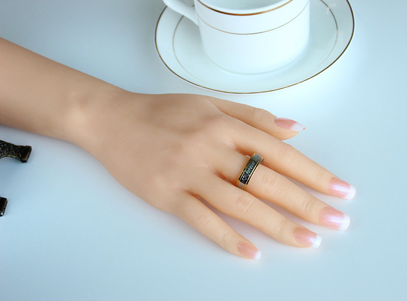 South Korean ring gold forevider love heart-shaped pattern ring titanium steel ring ornament R-067