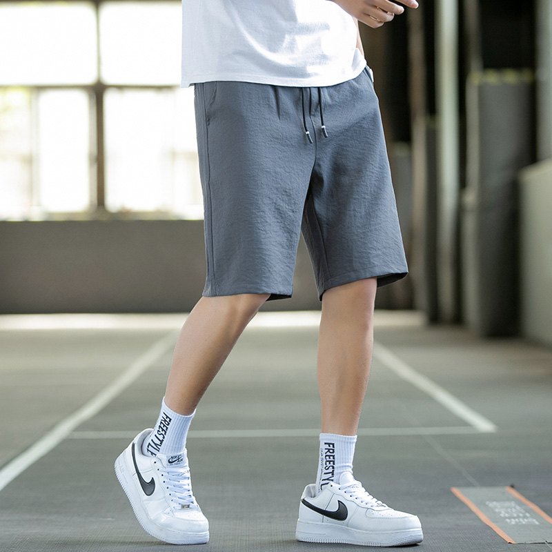 Nam Shorts 2020 Summer mới của Hàn Quốc phiên bản của quần lớn quần thể thao quần xu hướng lỏng lẻo thẳng thường năm điểm