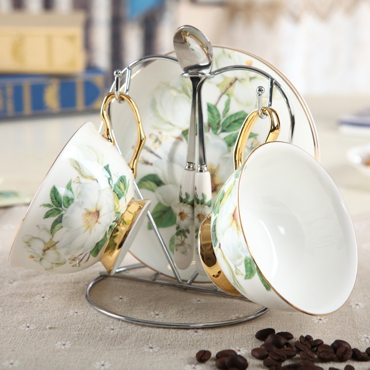 Qiao mu ideas European - style coffee cup set ceramic high - grade 2 sets of ipads China coffee cups and saucers spoon with shelves