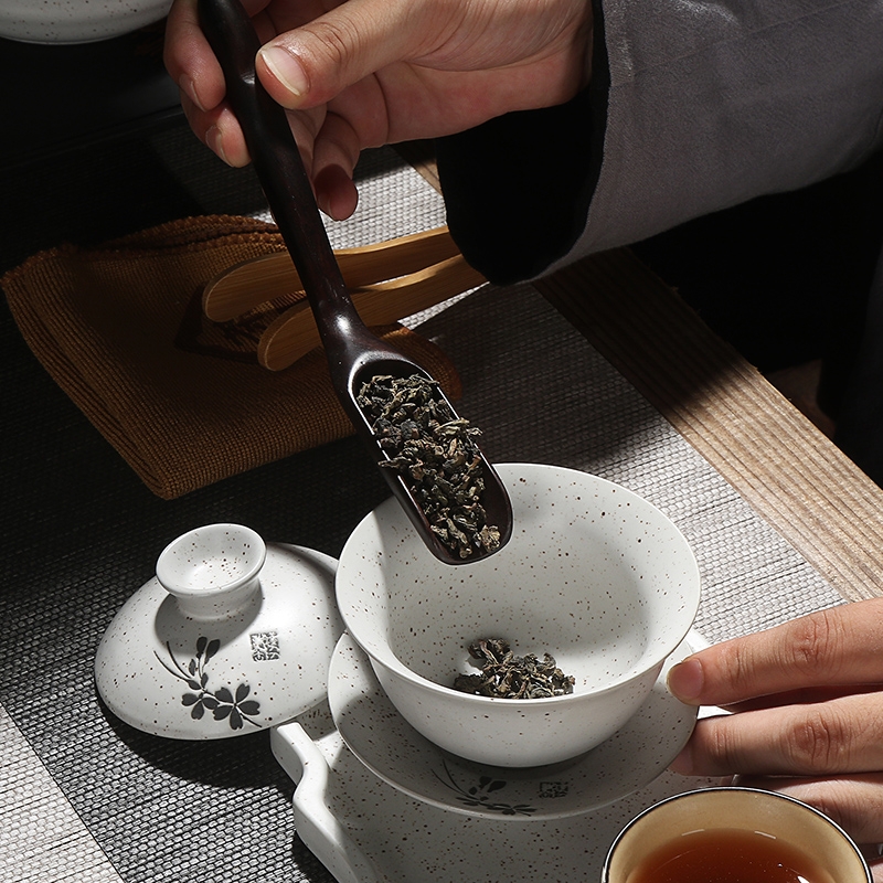 Qiao mu ceramic tureen Japanese coarse pottery of black and white and green relief only three bowl of kung fu tea set hand grasp pot bowl is large