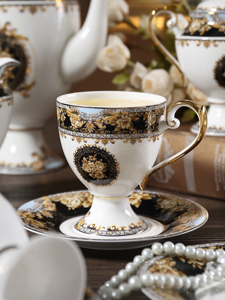 Qiao mu European court drawn, porcelain coffee cups and saucers retro flower cup English up phnom penh ceramic keller cup in the afternoon