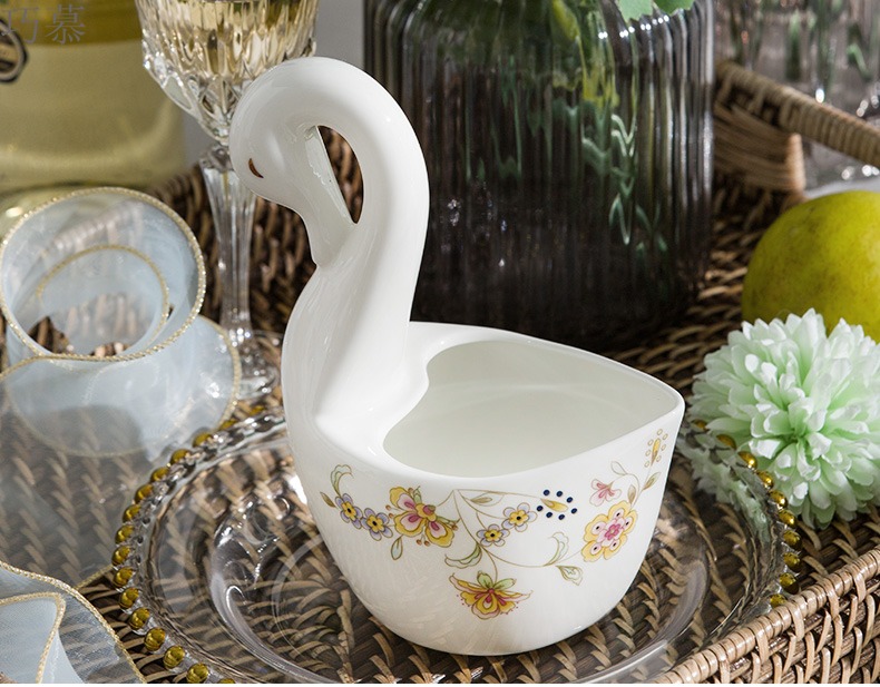 Qiao mu creative swan ipads porcelain tableware fruit fork set base west tableware coffee spoons chopsticks tube shelf