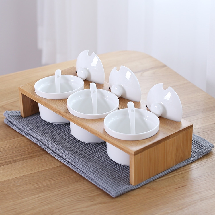Qiao mu Japanese pure white ipads porcelain bracket with seasoning spice bottles suit the sugar pot salt shaker creative kitchen supplies