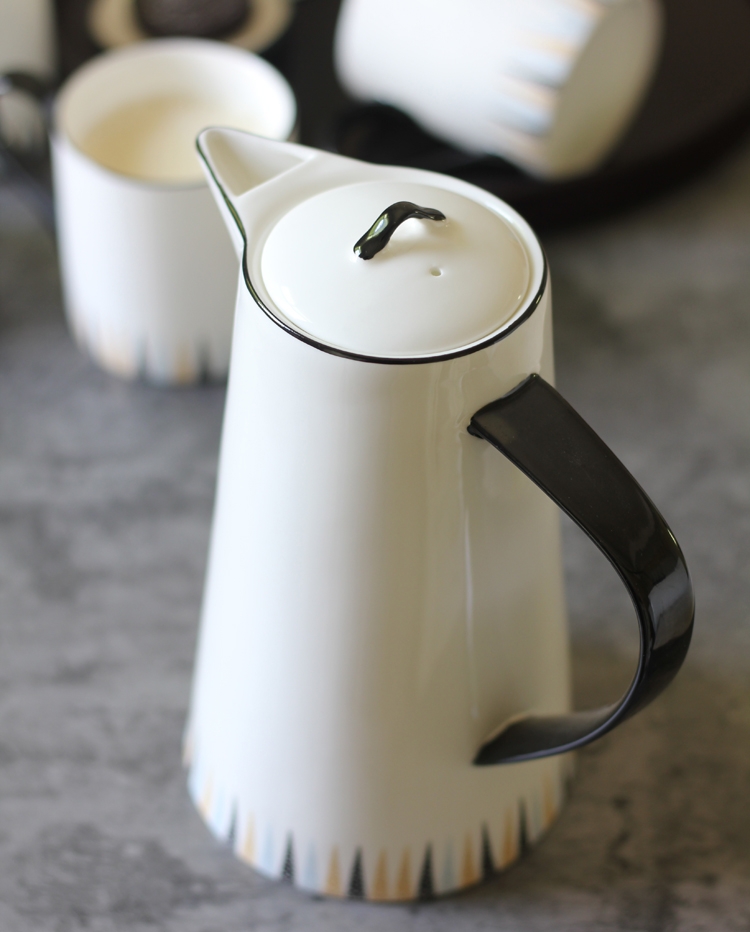 Longed for home opportunely cool cold water kettle contracted ipads porcelain kettle high - temperature ceramic pot of large capacity thermal Nordic