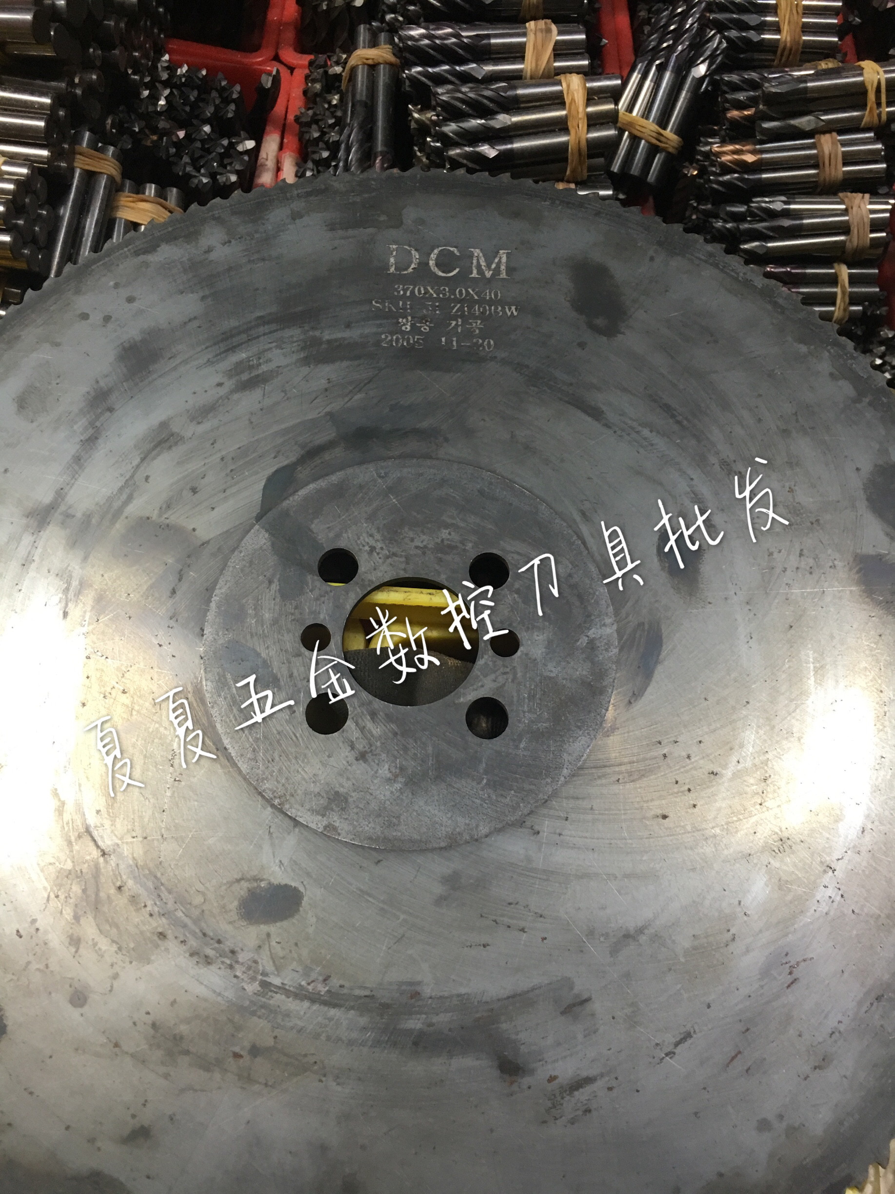 Korea imported Doosan DCM high speed hacksaw blade diameter 365mm 3 0 thickness white steel saw blade