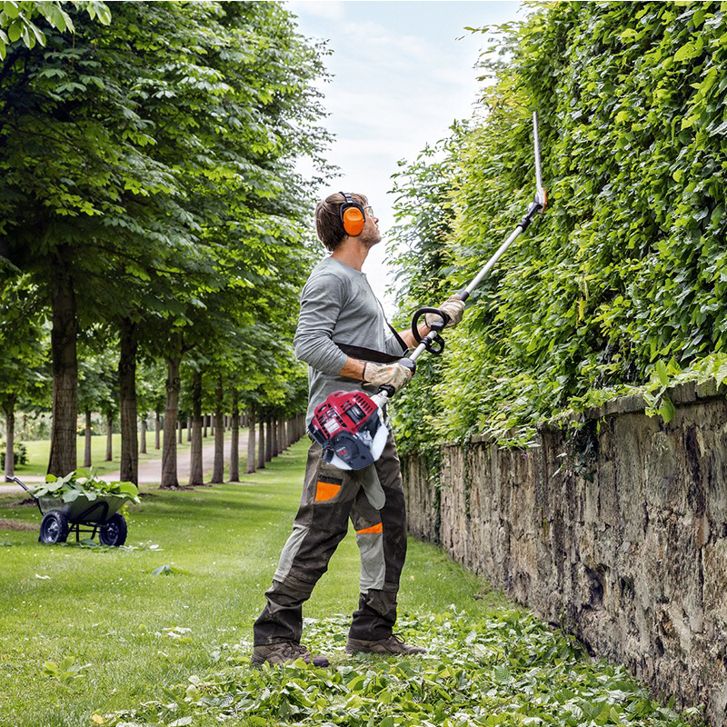 Imported Honda Gasoline Engine High-Branch Hedge Trimmer, Extended Wide-Band Pruning Machine, Four-Stroke Komatsu Arc-Shaped Garden Landscaping Trimmer